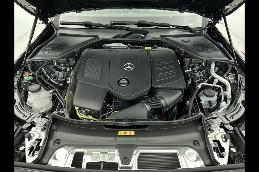 Mercedes-Benz E-Klasse Estate 300 e Sport Edition | Premium pakket | Winter pakket | Nightpakket | Stoelventilatie voor | Trekhaak | Rijassistentiepakket Plus | 20 inch AMG velgen zwart |	MBUX Superscreen | 360°-camera | DIGITAL Light |