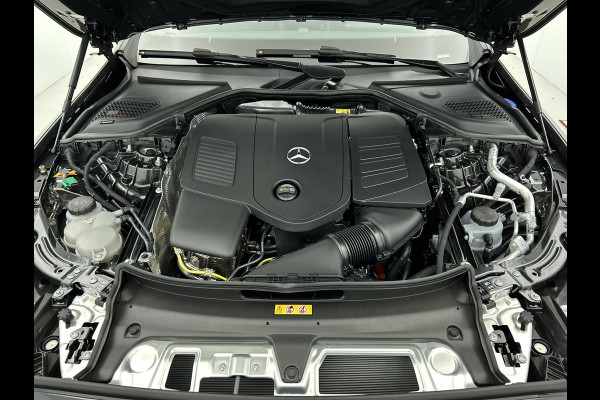 Mercedes-Benz E-Klasse Estate 300 e Sport Edition | Premium pakket | Winter pakket | Nightpakket | Stoelventilatie voor | Trekhaak | Rijassistentiepakket Plus | 20 inch AMG velgen zwart |	MBUX Superscreen | 360°-camera | DIGITAL Light |