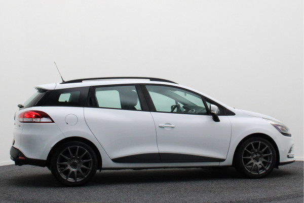 Renault Clio Estate 0.9 TCe Limited Navigatie, Bluetooth, Trekhaak, Airco, LED, 17"