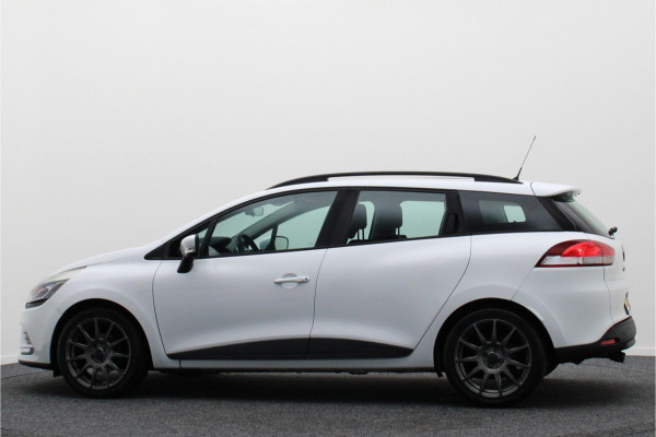 Renault Clio Estate 0.9 TCe Limited Navigatie, Bluetooth, Trekhaak, Airco, LED, 17"