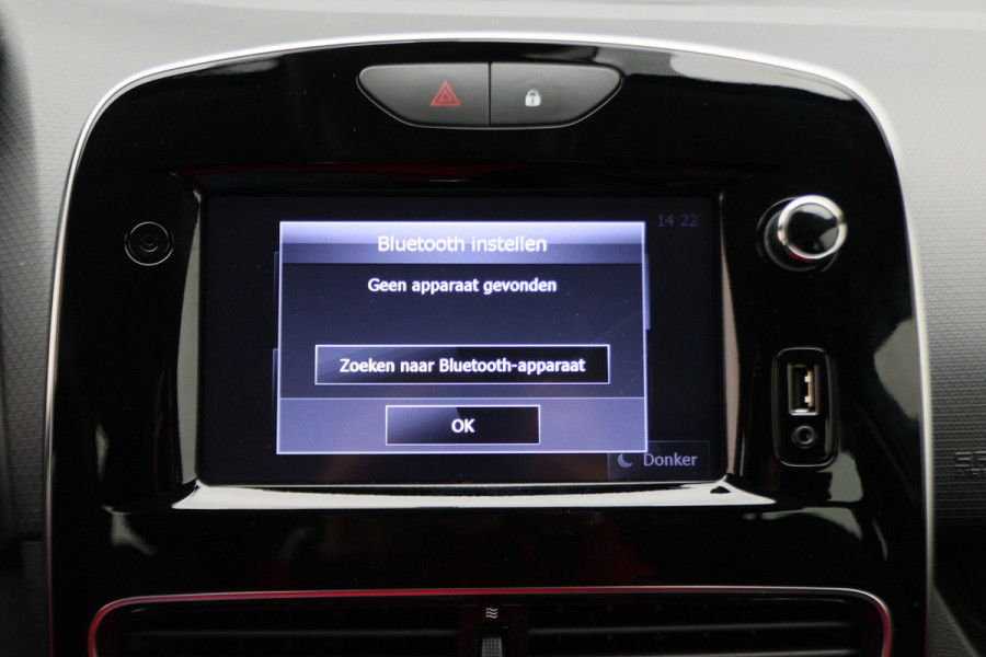 Renault Clio Estate 0.9 TCe Limited Navigatie, Bluetooth, Trekhaak, Airco, LED, 17"