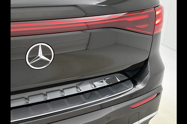 Mercedes-Benz EQB 250+ Business Solution AMG 71 kWh | Memorypakket | Augmented Reality navigatie | Head-up display | Burmester® 3D sound systeem | 360° camera | Panoramaschuifdak | Smartphone integratie |