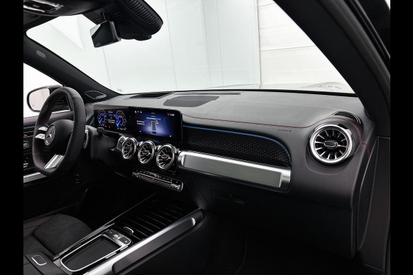 Mercedes-Benz EQB 250+ Business Solution AMG 71 kWh | Memorypakket | Augmented Reality navigatie | Head-up display | Burmester® 3D sound systeem | 360° camera | Panoramaschuifdak | Smartphone integratie |