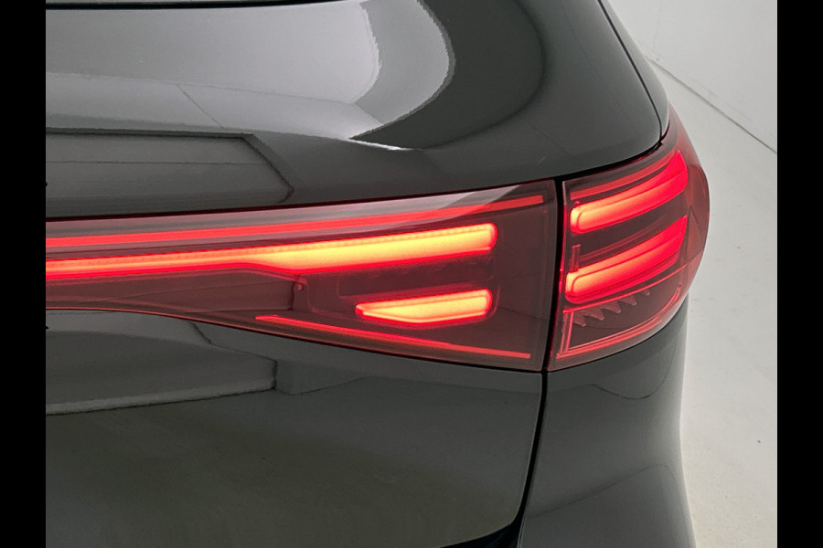 Mercedes-Benz EQB 250+ Business Solution AMG 71 kWh | Memorypakket | Augmented Reality navigatie | Head-up display | Burmester® 3D sound systeem | 360° camera | Panoramaschuifdak | Smartphone integratie |