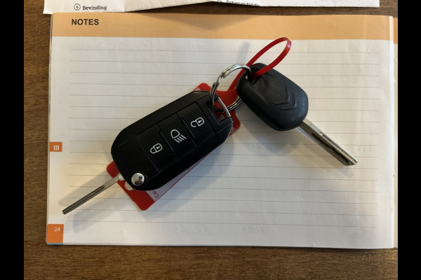 Citroën C3 1.2 110pk Automaat Navi, Carplay, LMV, Slechts 70 dkm!