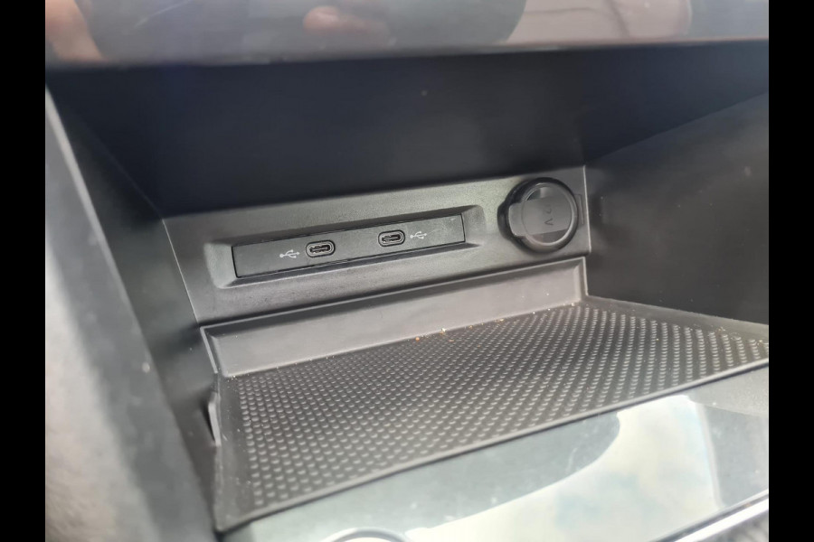 Volkswagen Tiguan 1.4 TSI eHybrid R-Line Business+ | PHEV | volleder | schuifdak | Virtual Cockpit | blind-spot