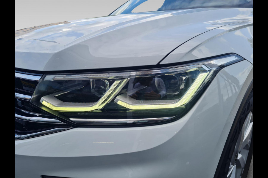 Volkswagen Tiguan 1.4 TSI eHybrid R-Line Business+ | PHEV | volleder | schuifdak | Virtual Cockpit | blind-spot