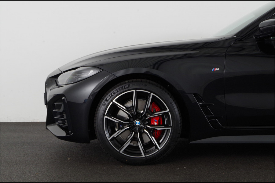 BMW 4 Serie Gran Coupé 4 Serie Gran Coupé 420i > Shadow | H&K | 19inch | Head-up |Schuifdak | Leer... Lease ook mogelijk!