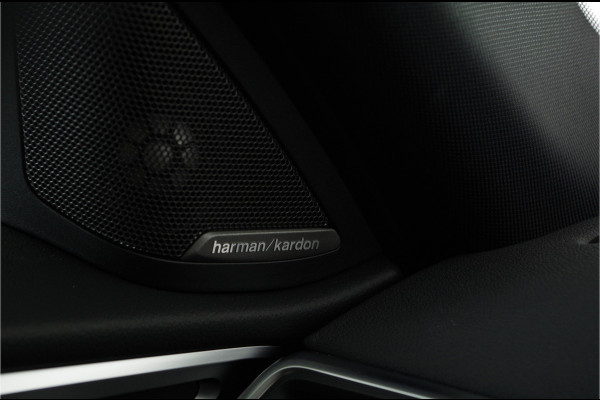 BMW 4 Serie Gran Coupé 4 Serie Gran Coupé 420i > Shadow | H&K | 19inch | Head-up |Schuifdak | Leer... Lease ook mogelijk!