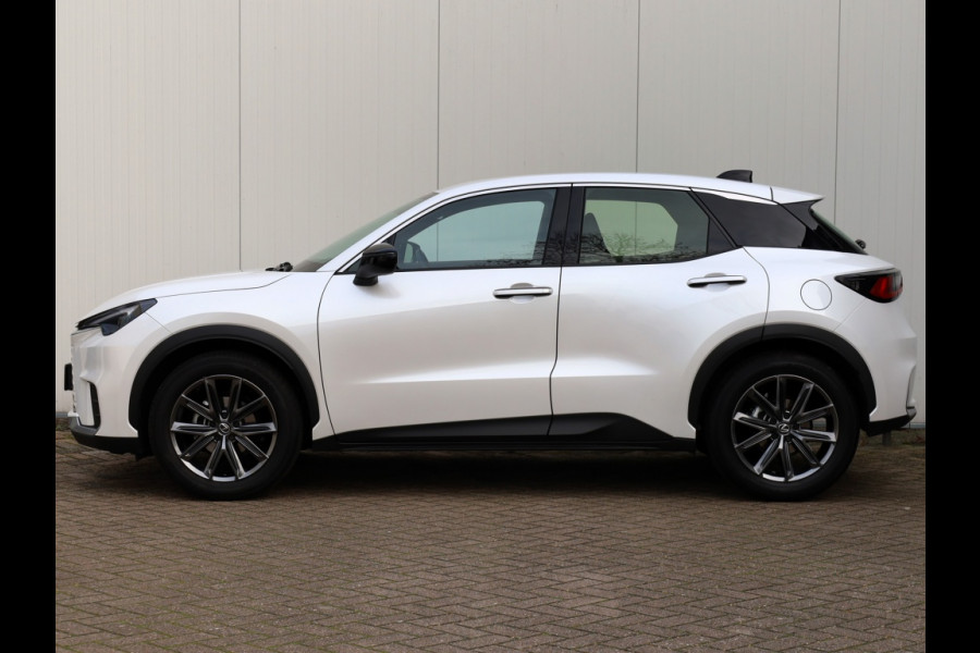 Lexus LBX Relax 2WD | Tech Pack | Memory Seat | El Achterklep