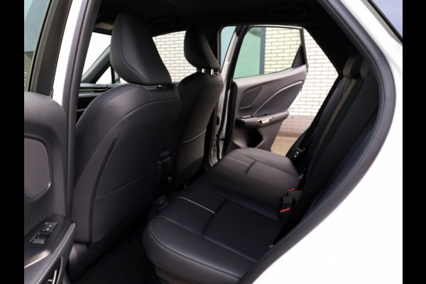 Lexus LBX Relax 2WD | Tech Pack | Memory Seat | El Achterklep