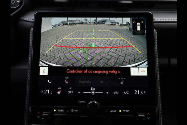 Lexus LBX Relax 2WD | Tech Pack | Memory Seat | El Achterklep