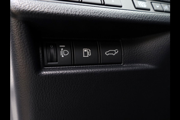 Lexus LBX Relax 2WD | Tech Pack | Memory Seat | El Achterklep