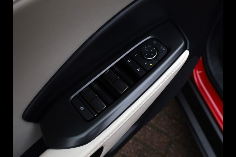 Lexus LBX Elegant 2WD | Tech Pack | Leder | El Achterklep