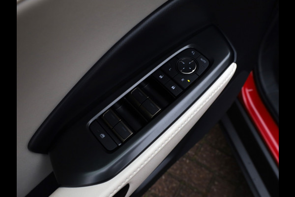 Lexus LBX Elegant 2WD | Tech Pack | Leder | El Achterklep