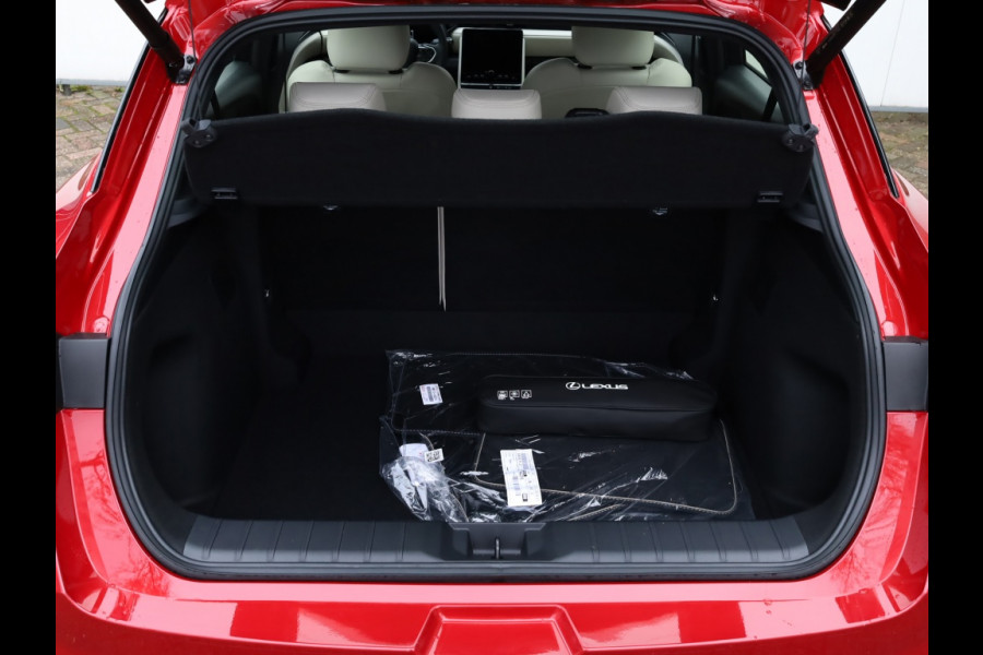 Lexus LBX Elegant 2WD | Tech Pack | Leder | El Achterklep