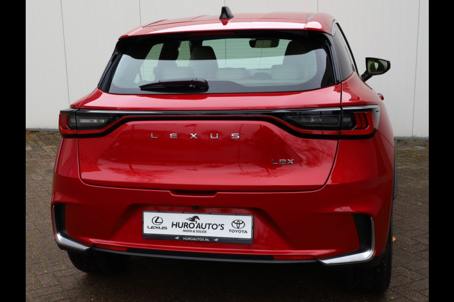 Lexus LBX Elegant 2WD | Tech Pack | Leder | El Achterklep