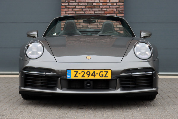 Porsche 911 992 Cabrio 3.8 Turbo S | Keramisch | Vierwielbesturing | Burmester High End | Adaptive Cruise Control | Liftsysteem | Sport Chrono | 18-wegs Memory | PASM | Sportuitlaat |