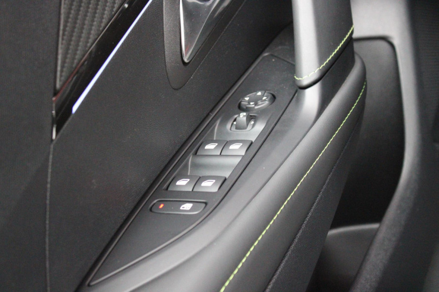 Peugeot 208 1.2 Hybrid 145PK e-DCS6 GT | NAVIGATIE | DRAADLOZE APPLE CARPLAY/ANDROID AUTO | CAMERA VOOR + ACHTER | FULL LED KOPLAMPEN | LICHTMETALEN VELGEN 17" | DODEHOEK DETECTIE | DRAADLOZE TELEFOONLADER | KEYLESS ENTRY/START | DAB+ RADIO | ADAPTIVE CRUISE CONTROL |