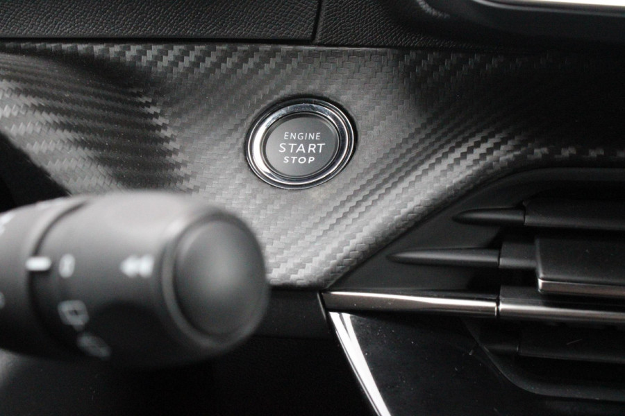 Peugeot 208 1.2 Hybrid 145PK e-DCS6 GT | NAVIGATIE | DRAADLOZE APPLE CARPLAY/ANDROID AUTO | CAMERA VOOR + ACHTER | FULL LED KOPLAMPEN | LICHTMETALEN VELGEN 17" | DODEHOEK DETECTIE | DRAADLOZE TELEFOONLADER | KEYLESS ENTRY/START | DAB+ RADIO | ADAPTIVE CRUISE CONTROL |