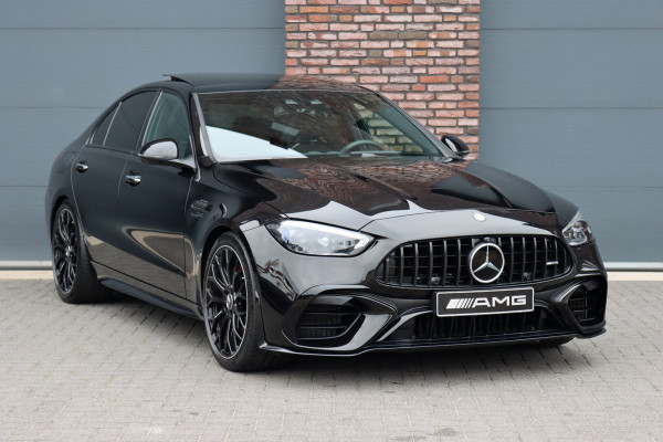 Mercedes-Benz C-Klasse AMG 63 S E Performance | 680 pk | Achterasbesturing | AMG Drivers Package | Distronic+ | Memory | Burmester | AMG Performance Stoelen | AMG-Aero Pakket | HUD | Digital Light |