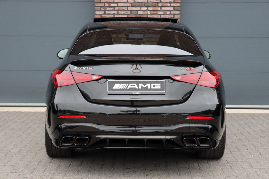 Mercedes-Benz C-Klasse AMG 63 S E Performance | 680 pk | Achterasbesturing | AMG Drivers Package | Distronic+ | Memory | Burmester | AMG Performance Stoelen | AMG-Aero Pakket | HUD | Digital Light |
