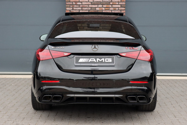 Mercedes-Benz C-Klasse AMG 63 S E Performance | 680 pk | Achterasbesturing | AMG Drivers Package | Distronic+ | Memory | Burmester | AMG Performance Stoelen | AMG-Aero Pakket | HUD | Digital Light |