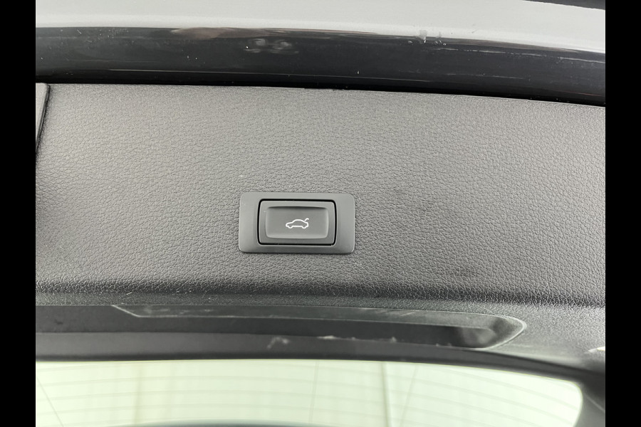 Audi e-tron 55 quattro Advanced edition Plus 95 kWh [3-Fase] {SOH-93%} (INCL-BTW) Aut.*LUXURY-LEATHER | ADAPTIVE-CRUISE | FULL-LED | DIGI-COCKPIT | KEYLESS | MEMORY-PACK | CAMERA | NAVI-FULLMAP | SHIFT-PADDLES | DAB+ | HEATED-COMFORTSEATS | DRIVE-SELECT | 20''AL