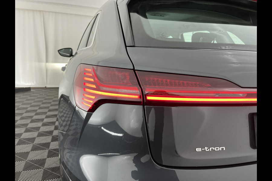 Audi e-tron 55 quattro Advanced edition Plus 95 kWh [3-Fase] {SOH-93%} (INCL-BTW) Aut.*LUXURY-LEATHER | ADAPTIVE-CRUISE | FULL-LED | DIGI-COCKPIT | KEYLESS | MEMORY-PACK | CAMERA | NAVI-FULLMAP | SHIFT-PADDLES | DAB+ | HEATED-COMFORTSEATS | DRIVE-SELECT | 20''AL