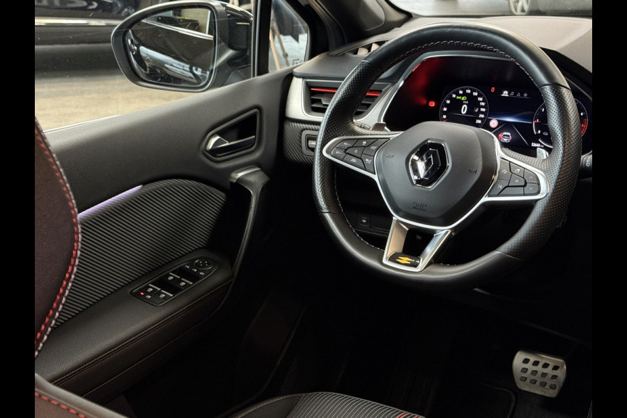 Renault Captur 1.3 TCe 140 R.S. Line | Groot Navi | ACC | Blindspot | Stoelverwarming | 18" |