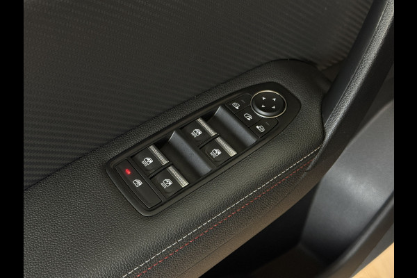 Renault Captur 1.3 TCe 140 R.S. Line | Groot Navi | ACC | Blindspot | Stoelverwarming | 18" |