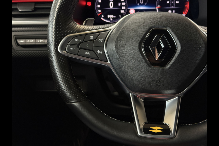 Renault Captur 1.3 TCe 140 R.S. Line | Groot Navi | ACC | Blindspot | Stoelverwarming | 18" |