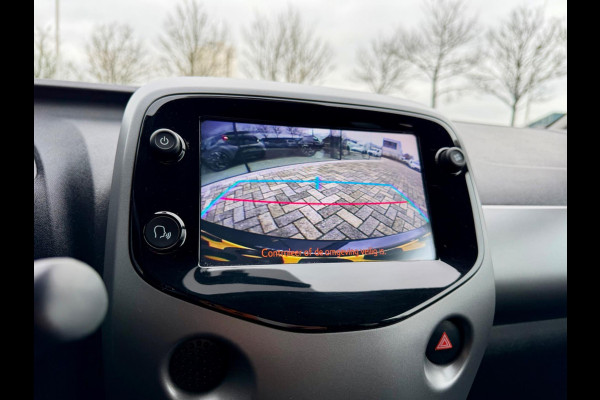 Toyota Aygo 1.0 VVT-i x-cite, NAP, CarPlay, Camera, Climate