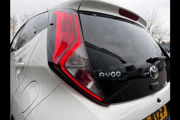 Toyota Aygo 1.0 VVT-i x-cite, NAP, CarPlay, Camera, Climate