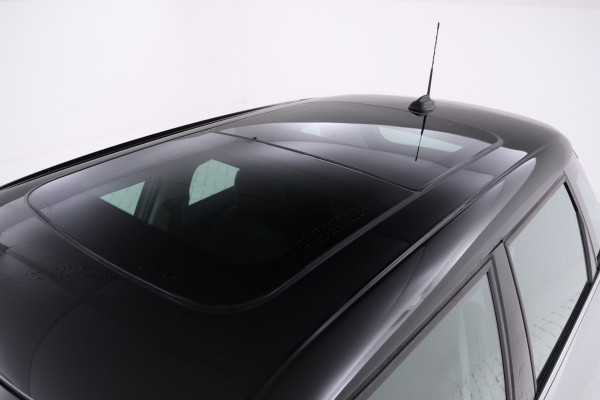 MINI Mini 1.5 Cooper Business Edition Automaat, Navigatie, Leer, Panorama,