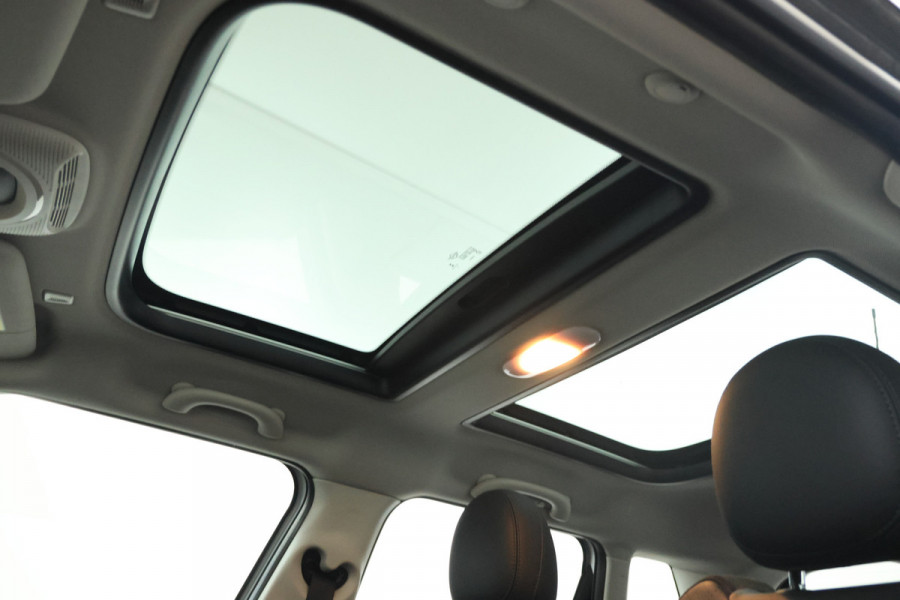 MINI Mini 1.5 Cooper Business Edition Automaat, Navigatie, Leer, Panorama,