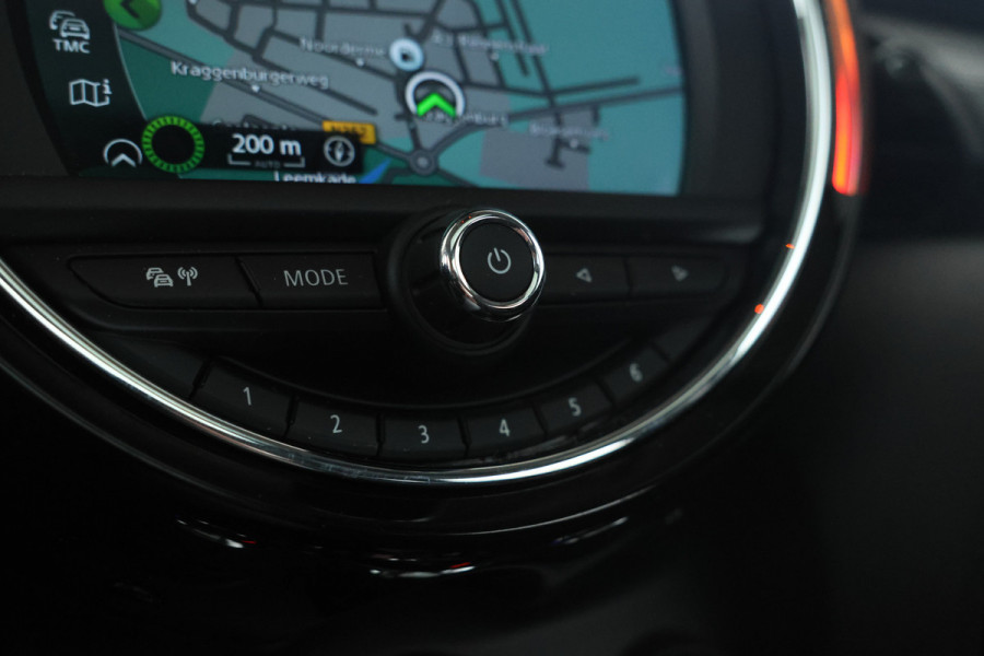 MINI Mini 1.5 Cooper Business Edition Automaat, Navigatie, Leer, Panorama,