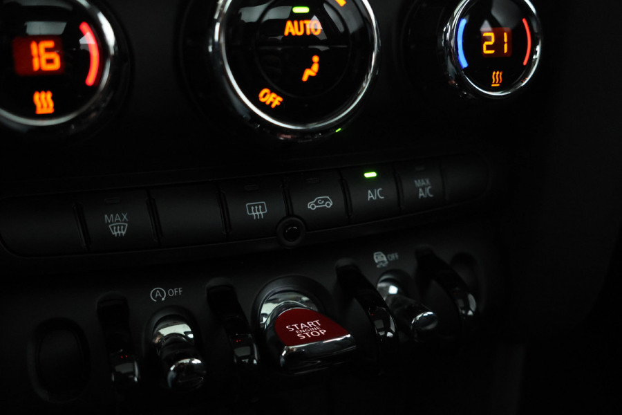 MINI Mini 1.5 Cooper Business Edition Automaat, Navigatie, Leer, Panorama,