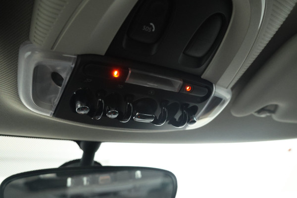 MINI Mini 1.5 Cooper Business Edition Automaat, Navigatie, Leer, Panorama,