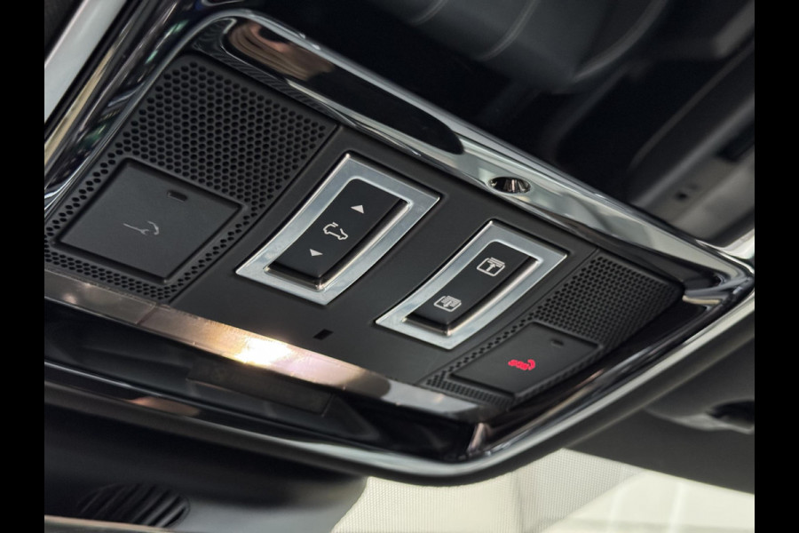 Land Rover Range Rover Velar P250 AWD R-Dynamic Carbon Edition