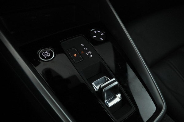 Audi A3 Sportback 30 TDI S edition Automaat, Virtual, Volleder,