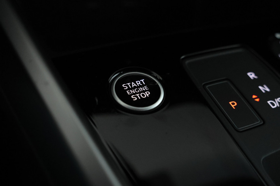 Audi A3 Sportback 30 TDI S edition Automaat, Virtual, Volleder,