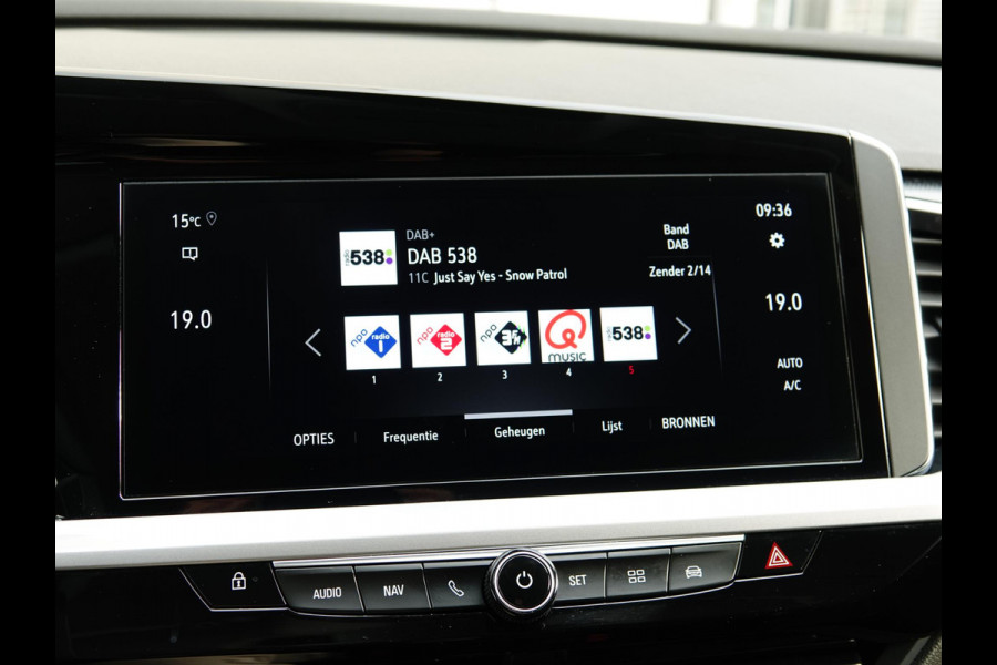 Opel Grandland 1.2 Turbo Hybrid GS Leder interieur