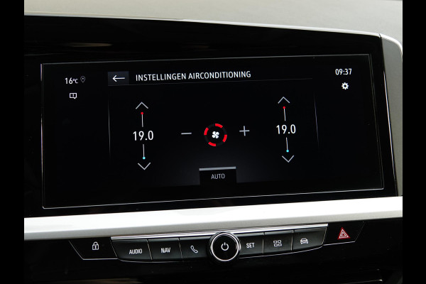 Opel Grandland 1.2 Turbo Hybrid GS Leder interieur