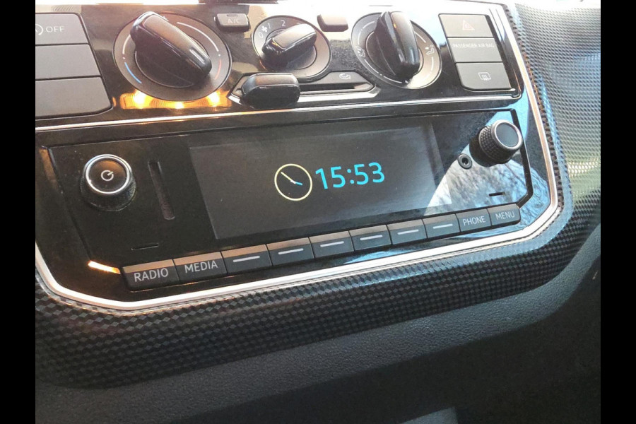 Volkswagen up! 1.0 BMT move up!