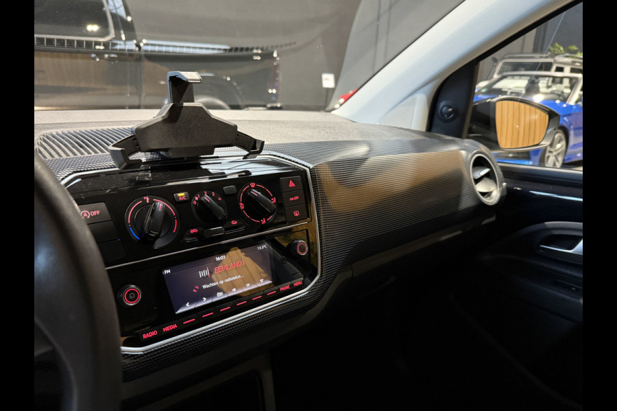 Volkswagen up! 1.0 Move Up. DAB+.Bleutooth. Airco. 5 Drs. NAP.