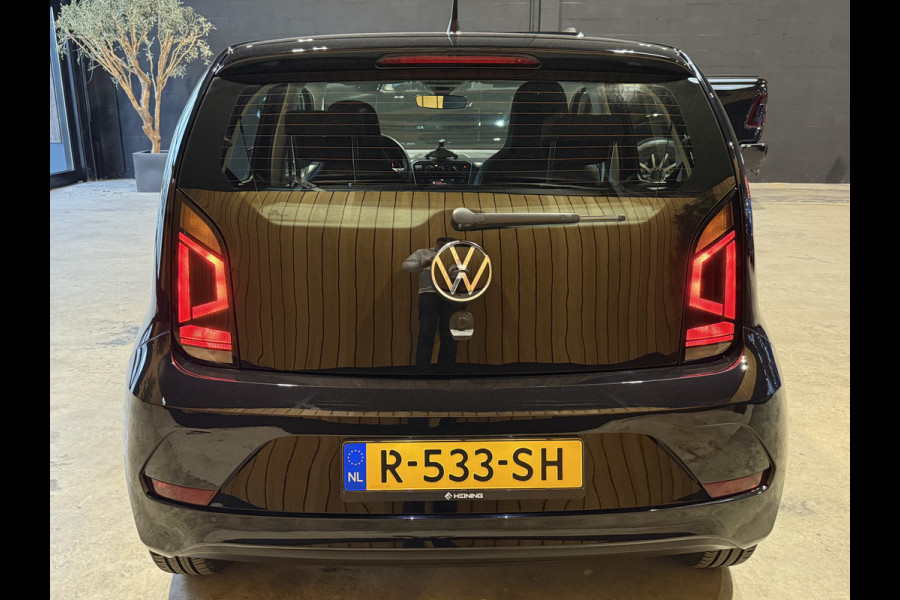 Volkswagen up! 1.0 Move Up. DAB+.Bleutooth. Airco. 5 Drs. NAP.
