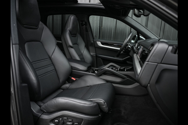 Porsche Cayenne 3.0 E-HYBRID · Luchtvering · Trekhaak · Ambiance interieur · Soft close · Bose Sound · Keyless entree · 360 Camera · Adaptieve s