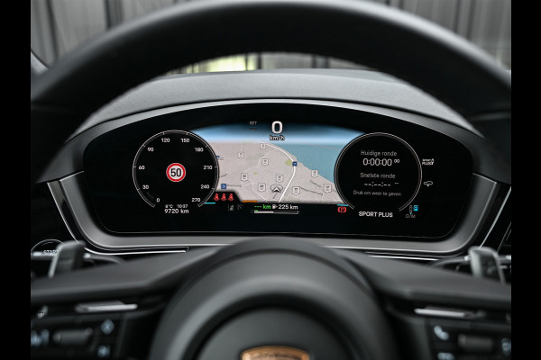 Porsche Cayenne 3.0 E-HYBRID · Luchtvering · Trekhaak · Ambiance interieur · Soft close · Bose Sound · Keyless entree · 360 Camera · Adaptieve s