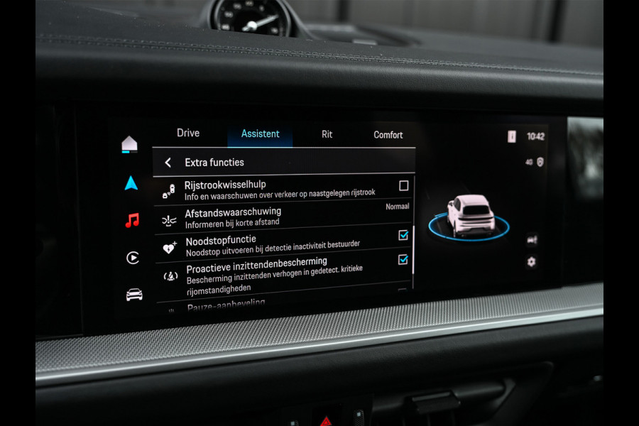 Porsche Cayenne 3.0 E-HYBRID · Luchtvering · Trekhaak · Ambiance interieur · Soft close · Bose Sound · Keyless entree · 360 Camera · Adaptieve s